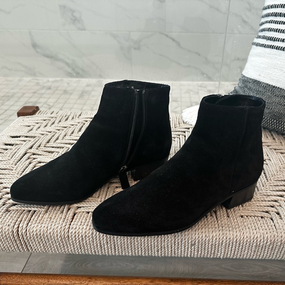 Aquatalia Suede Black Booties Size 7
